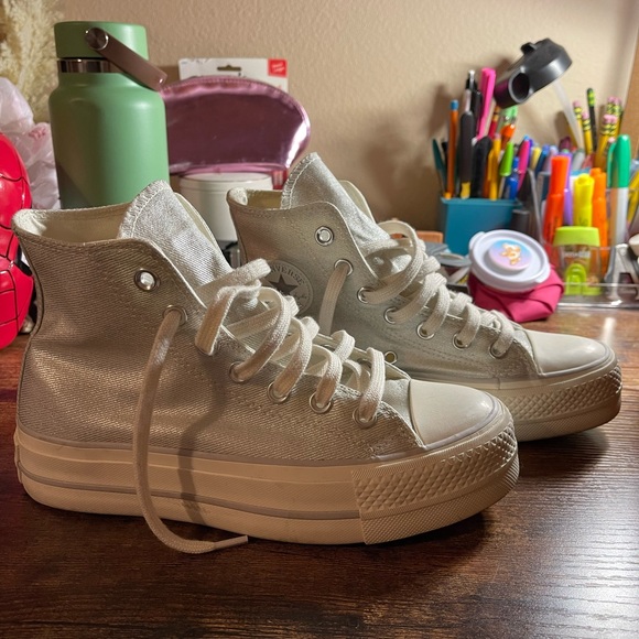 ***SOLD***Converse platform - Picture 2 of 6